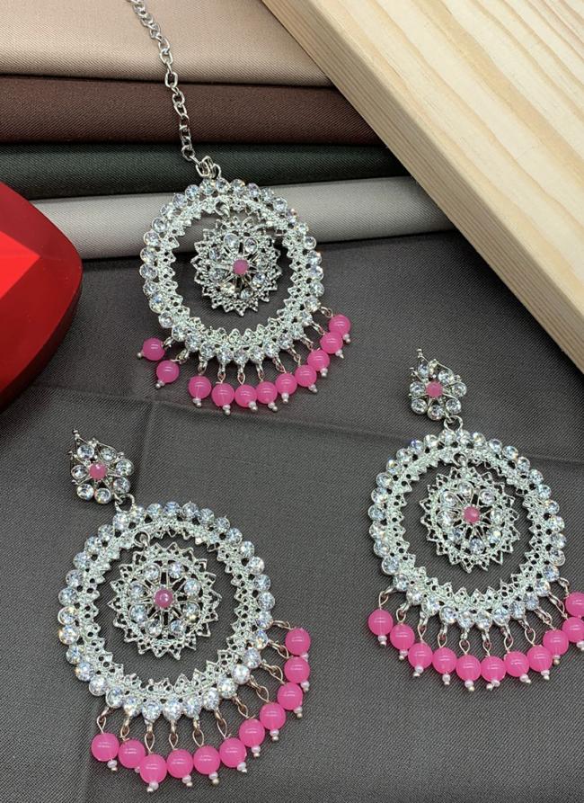 Pink Stone Earrings With Maang Tikka